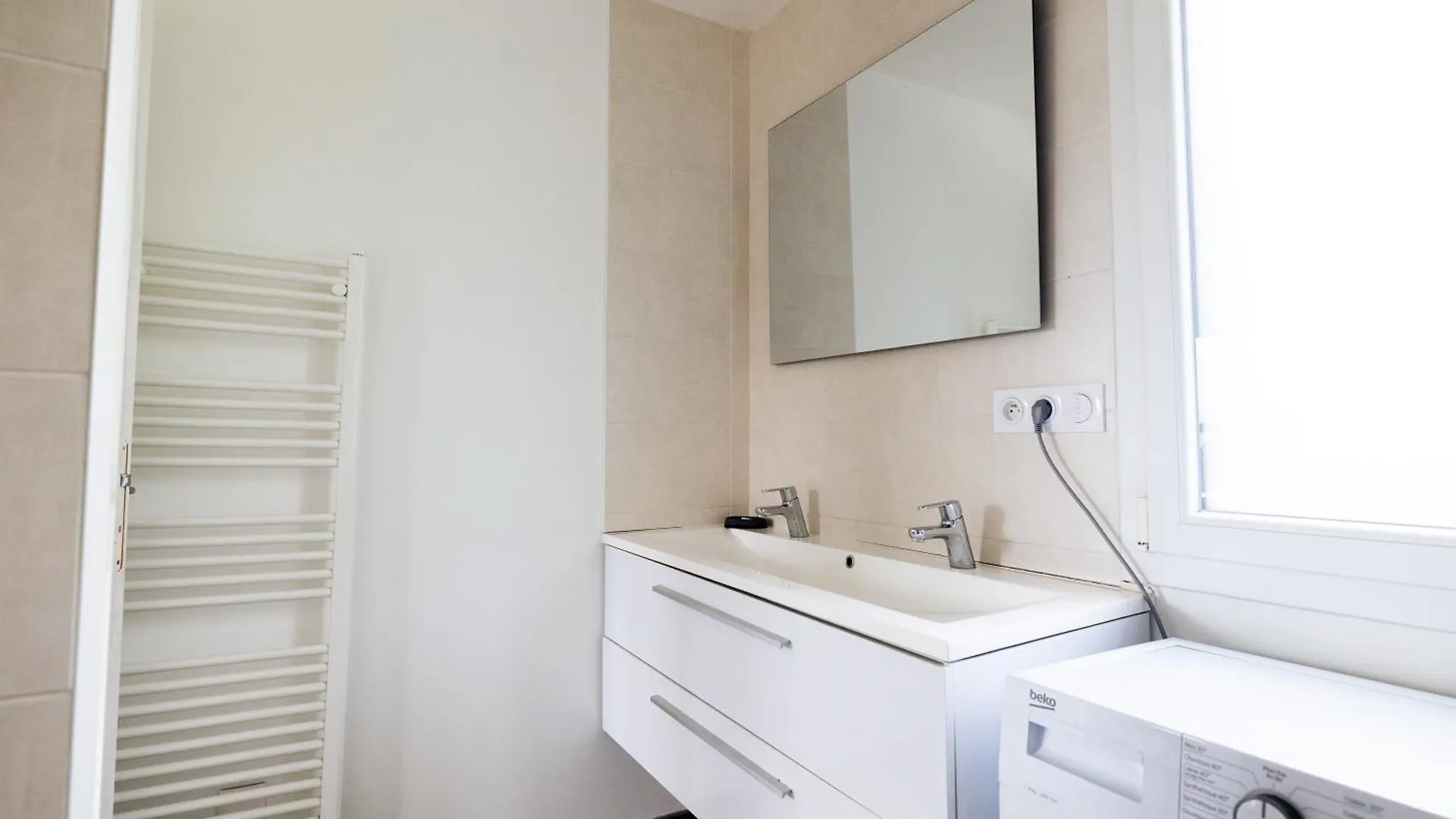 Maison Comprenant Deux Gites A Louer, Ensemble Ou Independamment, Capacite De 4 A 19 Personnes Idealement Place Pour Visiter Le Mont-Saint-Michel, Saint-Malo Et Les Alentours Baguer-Pican Holiday home
