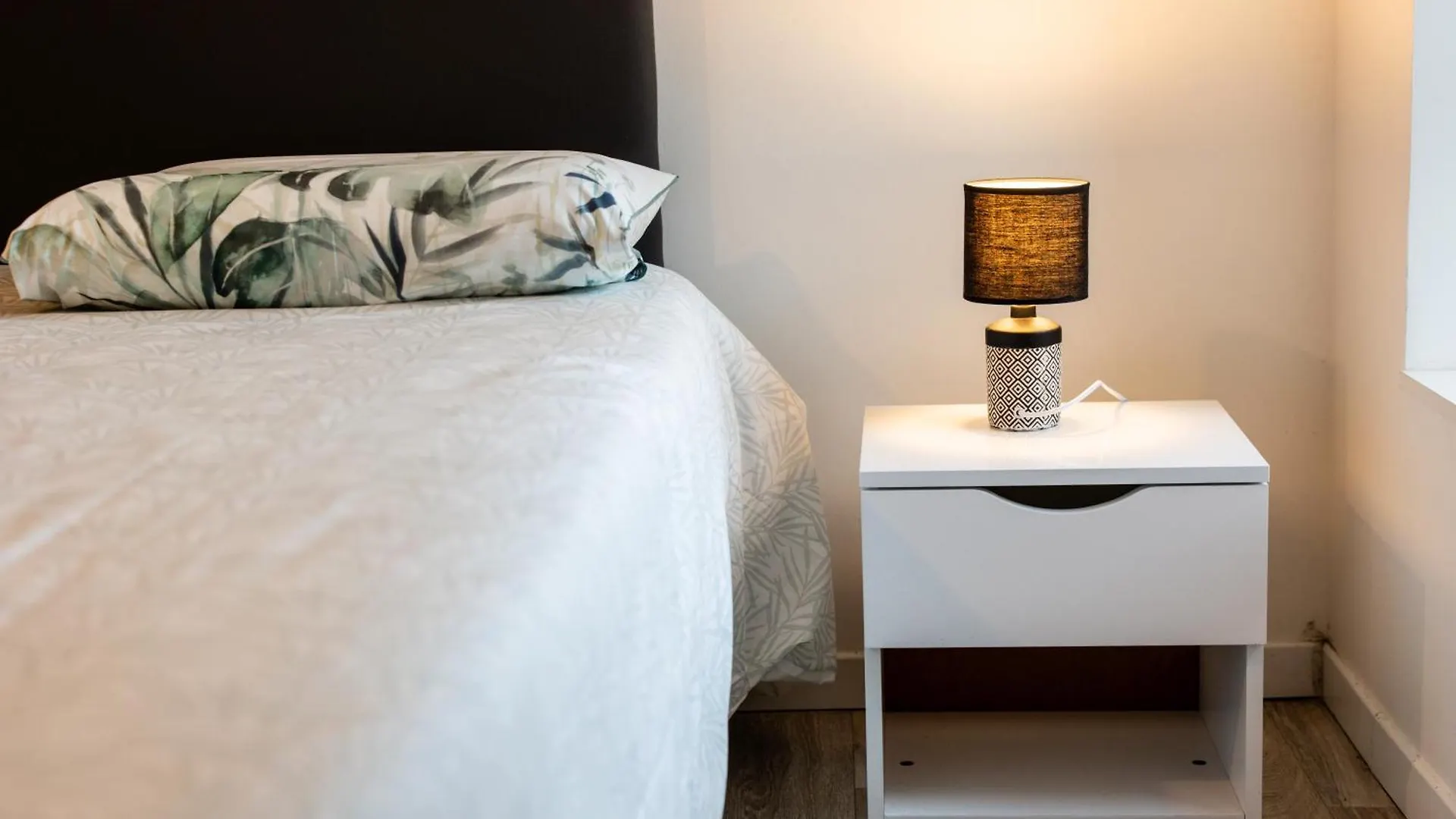 Holiday home Maison Comprenant Deux Gites A Louer, Ensemble Ou Independamment, Capacite De 4 A 19 Personnes Idealement Place Pour Visiter Le Mont-Saint-Michel, Saint-Malo Et Les Alentours Baguer-Pican